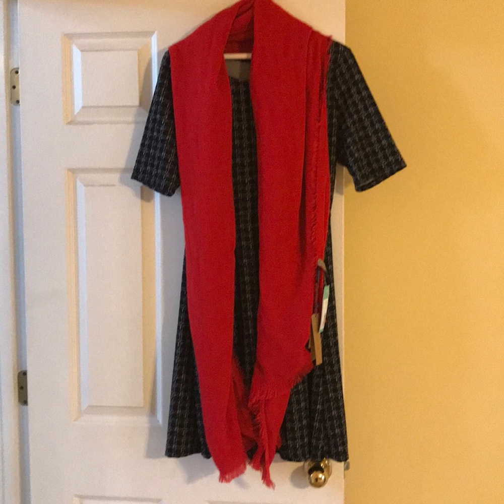 Fringe Scarf